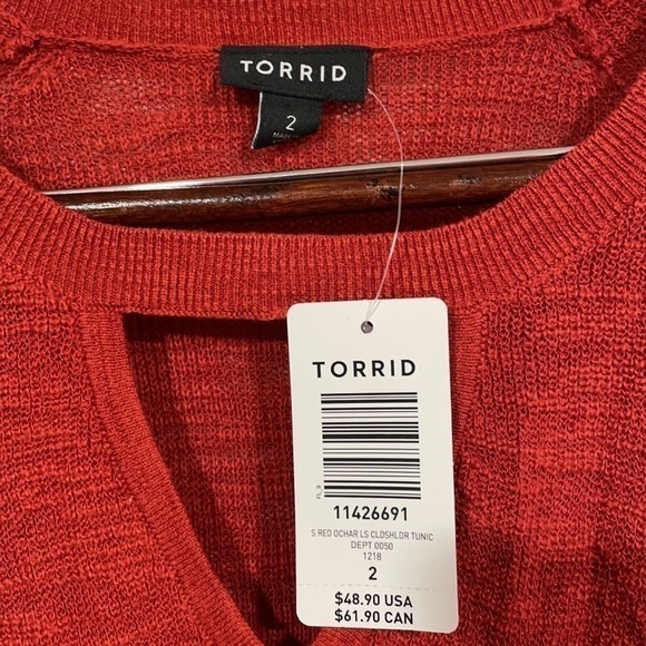 Torrid Keyhole Tunic Red Orchid - Picture 5 of 8